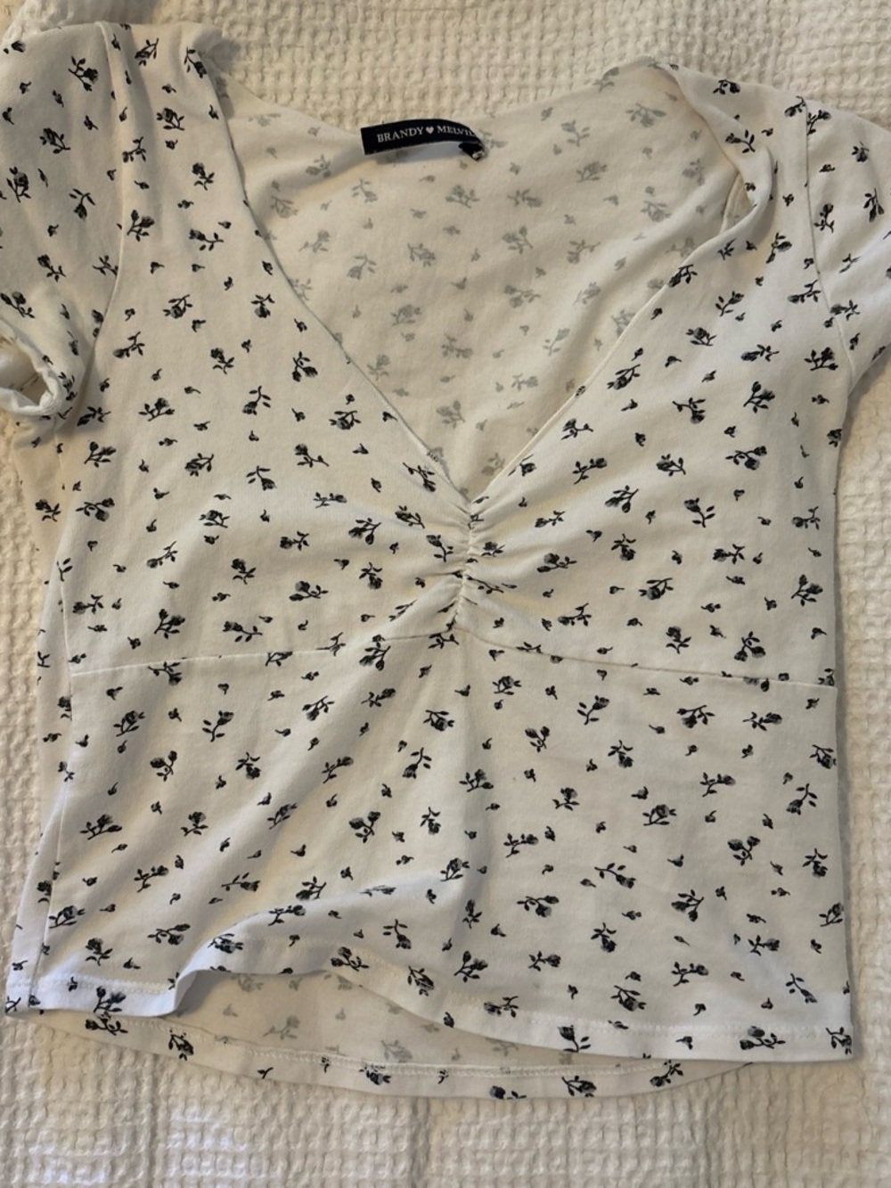 Brandy Melville White Black Floral Twist-Front Crop Top